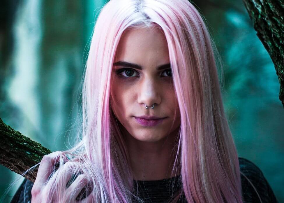 Choosing Jewellery for a New Piercing VS. a Healed Piercing