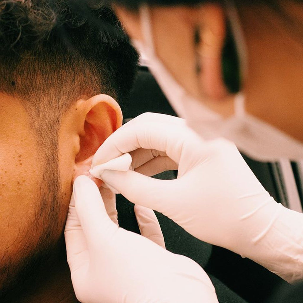 How to Treat an Infected Ear Piercing