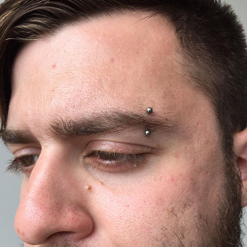 1 Eyebrow Piercing 16y+ in Mississauga